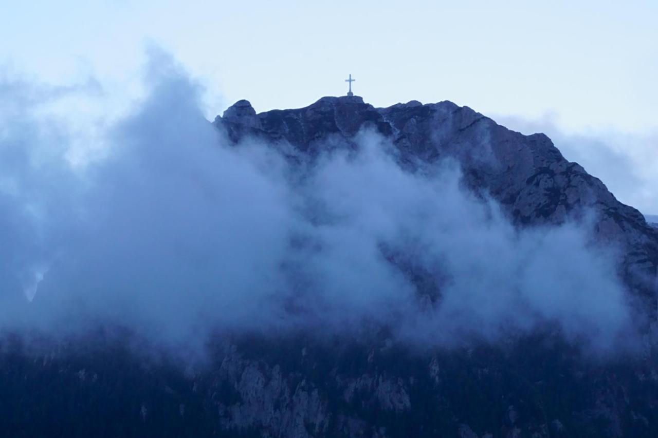 Pensiunea Luna Buşteni Buitenkant foto